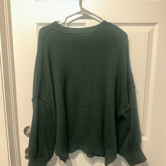 MK Boutique Forest Green Crew Neck Sweater - Picture 1 of 1